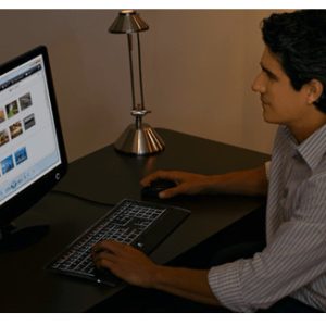 Logitech Illuminated K740 - Image 4
